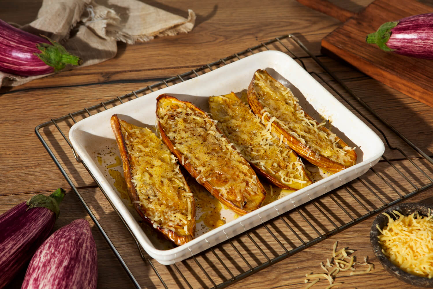 Melanzane croccanti in friggitrice ad aria, dorate e gustose.
