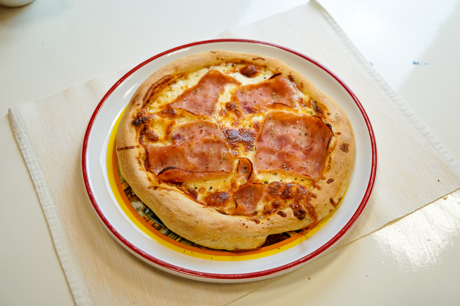 Torta salata in friggitrice ad aria dorata e croccante